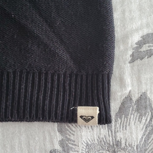 Roxy Black Capped Sleeve Sweater Top- Large - Picture 2 of 10